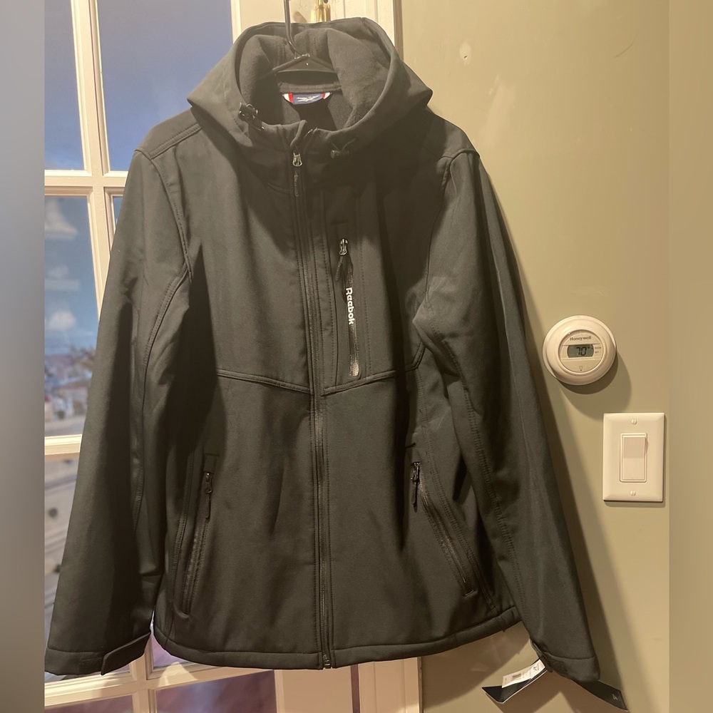 New w tag- Men’s Reebok outerwear scuba jacket - large